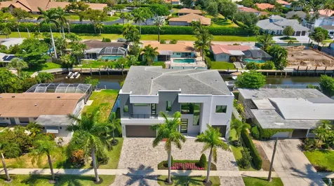 725 Ne 71st Street Boca Raton FL 33487