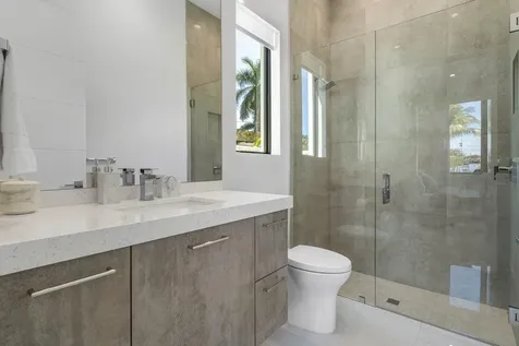 725 Ne 71st Street Boca Raton FL 33487