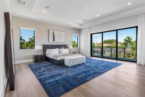 725 Ne 71st Street Boca Raton FL 33487