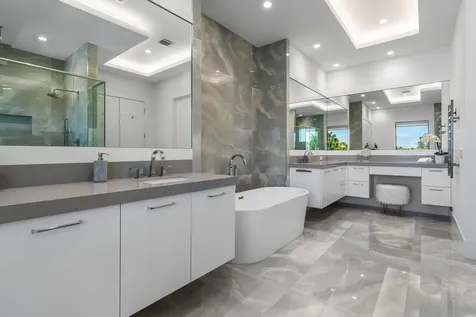 725 Ne 71st Street Boca Raton FL 33487