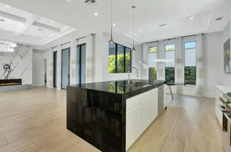 1470 Ne 4th Avenue Boca Raton FL 33432