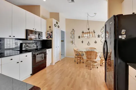 5193 Bayleaf Avenue Boynton Beach FL 33437