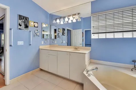 5193 Bayleaf Avenue Boynton Beach FL 33437