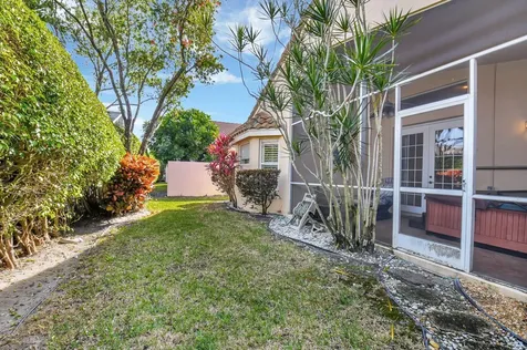 5193 Bayleaf Avenue Boynton Beach FL 33437