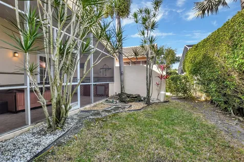 5193 Bayleaf Avenue Boynton Beach FL 33437
