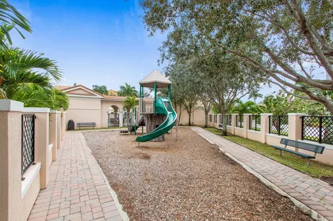 8309 Nw 8 Terrace Boca Raton FL 33487
