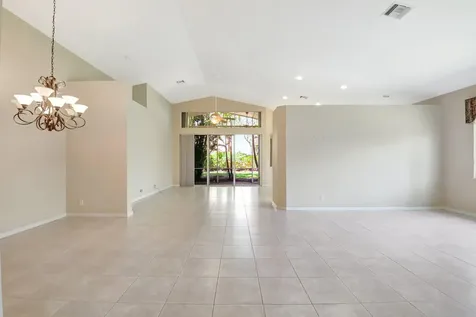 8430 Marsala Way Boynton Beach FL 33472