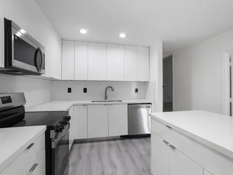 231 N Seacrest Circle Delray Beach FL 33444