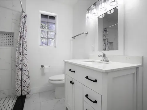 231 N Seacrest Circle Delray Beach FL 33444
