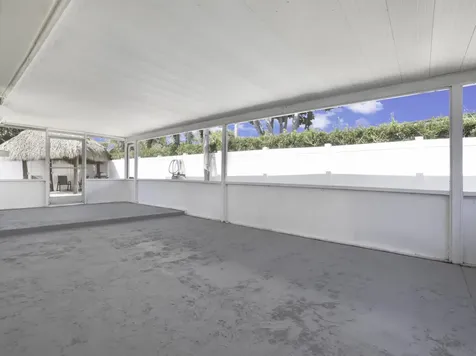 231 N Seacrest Circle Delray Beach FL 33444