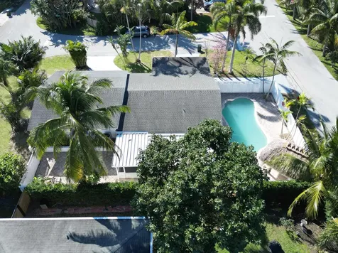 231 N Seacrest Circle Delray Beach FL 33444