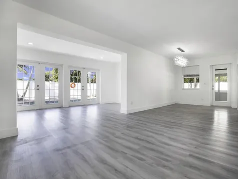 231 N Seacrest Circle Delray Beach FL 33444