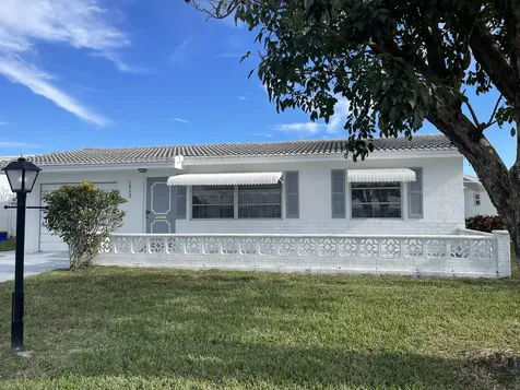 1912 Sw 18th Street Boynton Beach FL 33426