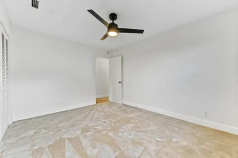 2581 Nw 39th Street Boca Raton FL 33434