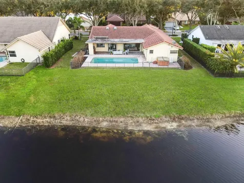 2581 Nw 39th Street Boca Raton FL 33434