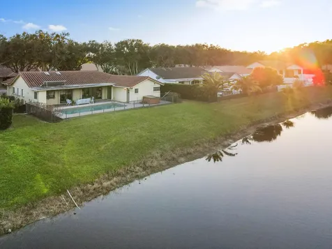 2581 Nw 39th Street Boca Raton FL 33434