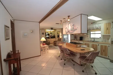 47001 Aquadilla Bay Boynton Beach FL 33436