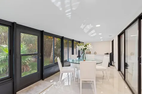 6850 Nw 2nd Avenue Boca Raton FL 33487