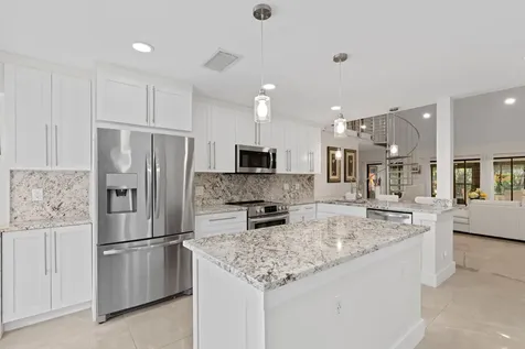6850 Nw 2nd Avenue Boca Raton FL 33487