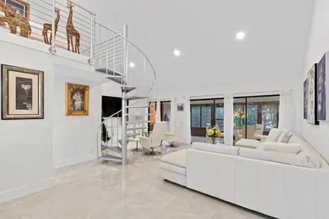 6850 Nw 2nd Avenue Boca Raton FL 33487
