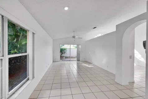 10940 Crescendo Circle Boca Raton FL 33498