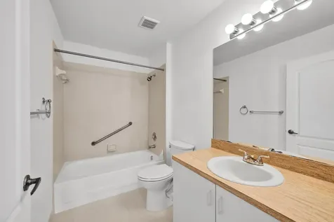 10940 Crescendo Circle Boca Raton FL 33498