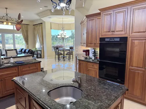 110 SE Rio Casarano Port Saint Lucie FL 34984