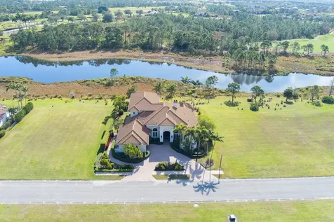 110 SE Rio Casarano Port Saint Lucie FL 34984