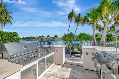 8200 Muirhead Circle Boynton Beach FL 33472
