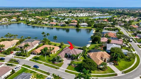 8200 Muirhead Circle Boynton Beach FL 33472