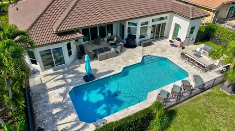 8200 Muirhead Circle Boynton Beach FL 33472