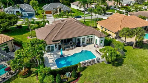 8200 Muirhead Circle Boynton Beach FL 33472