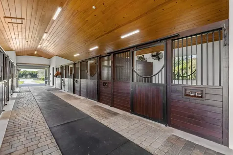 4915 Stables Way Wellington FL 33414