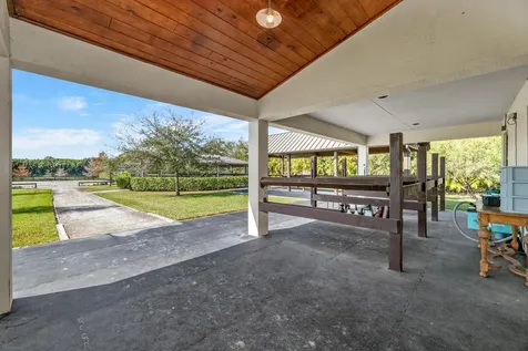 4915 Stables Way Wellington FL 33414