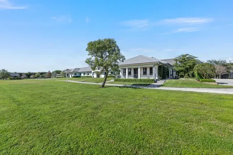 4915 Stables Way Wellington FL 33414