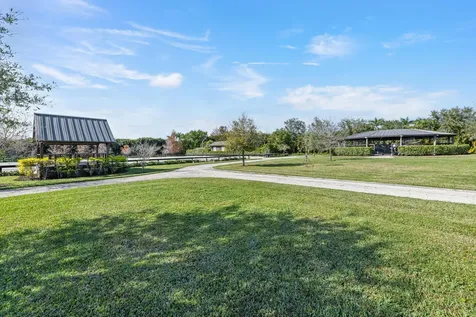 4915 Stables Way Wellington FL 33414