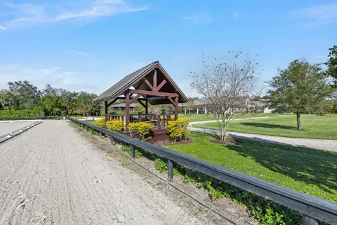 4915 Stables Way Wellington FL 33414