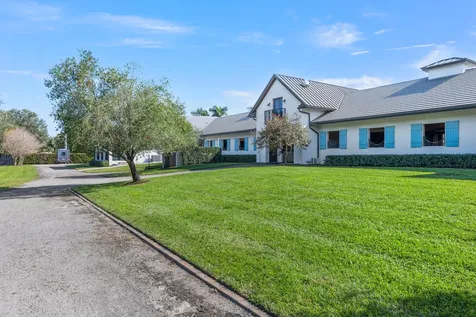 4915 Stables Way Wellington FL 33414
