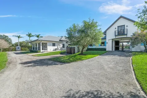 4915 Stables Way Wellington FL 33414