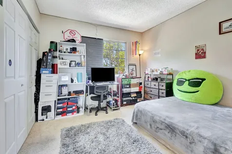 28 Desford Lane Boynton Beach FL 33426