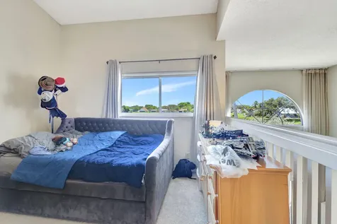 28 Desford Lane Boynton Beach FL 33426