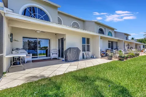 28 Desford Lane Boynton Beach FL 33426