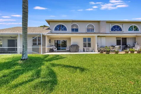28 Desford Lane Boynton Beach FL 33426