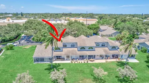 28 Desford Lane Boynton Beach FL 33426