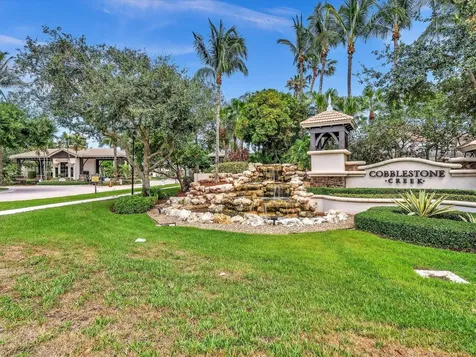 9917 Cobblestone Creek Drive Boynton Beach FL 33472