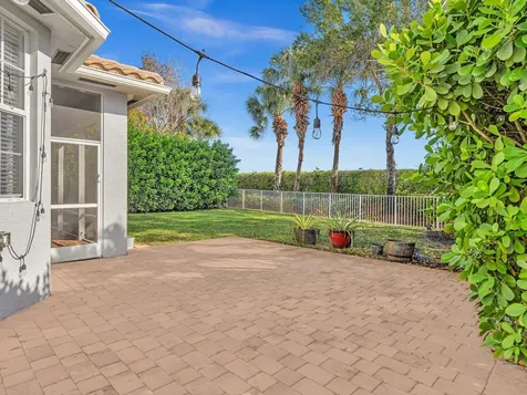 9917 Cobblestone Creek Drive Boynton Beach FL 33472