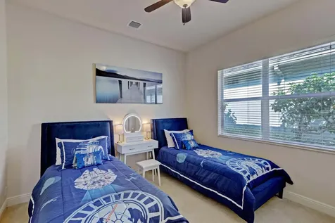 10655 La Strada West Palm Beach FL 33412
