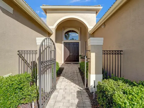 10606 Whitewind Circle Boynton Beach FL 33473