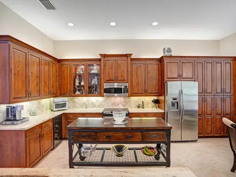 10606 Whitewind Circle Boynton Beach FL 33473
