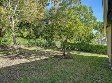 10606 Whitewind Circle Boynton Beach FL 33473